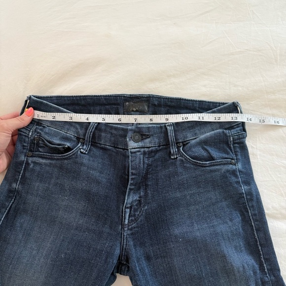 MOTHER The Looker Ankle Fray Jeans - Picture 9 of 14